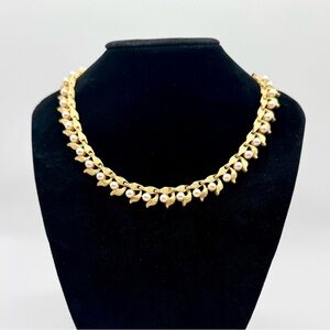 Elegant Vintage Gold and Pearl Fashion Choker Necklace